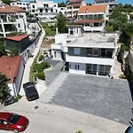 Apartments Paradise Hvar